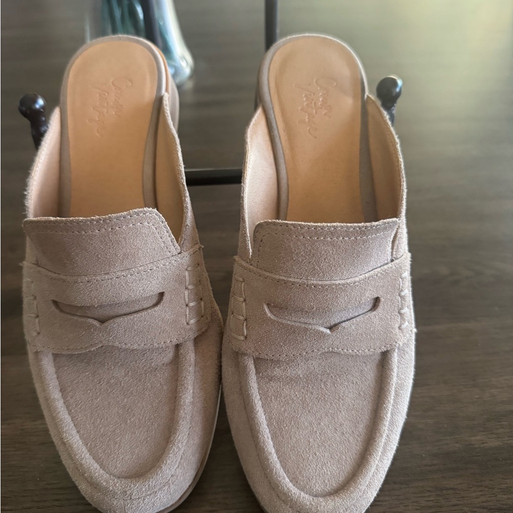 Crown Vintage Tan Mules